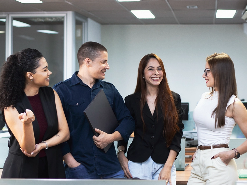 Foto do time reunido 